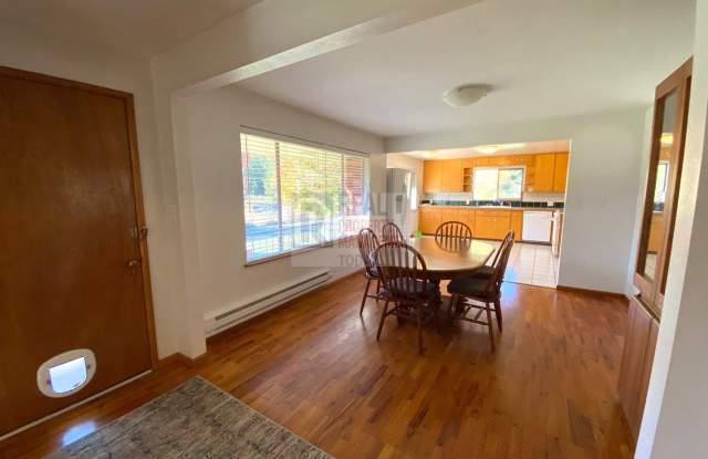 10615 Wright Bliss Road North West Gallery 3