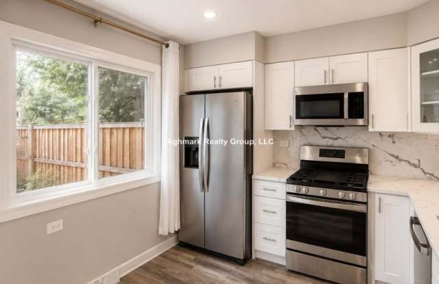 354 Skokie Ct. Gallery 2