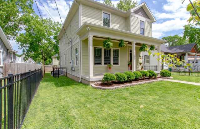 Stunning 4 Bedroom / Amazing Location / Fenced in Backyard / Beautiful Covered Front Porch - 1103 North 2nd Street, Nashville, TN 37207