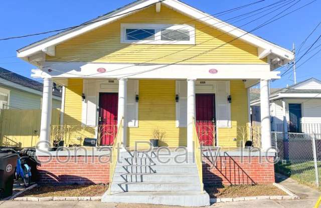 1728 Mandeville Street photos photos