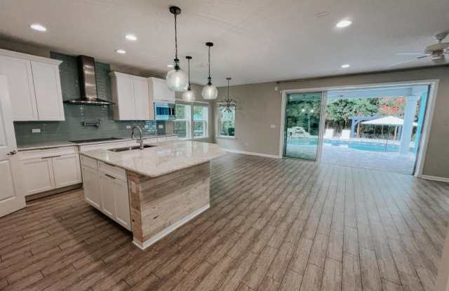 402 Heron Landing Road Gallery 4