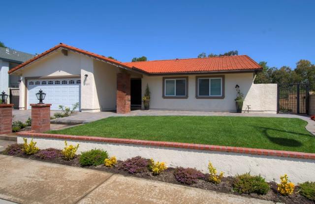 27351 Via Amistoso Gallery 3