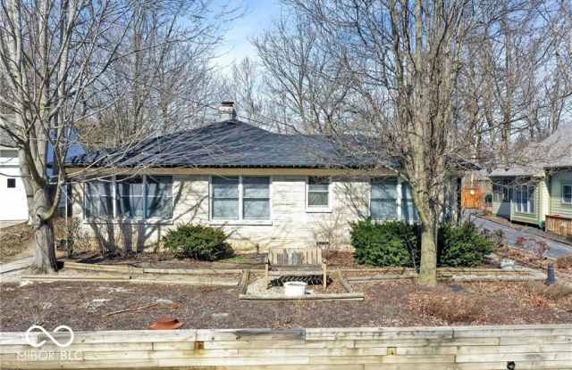 760 W Pine Street - 760 West Pine Street, Zionsville, IN 46077