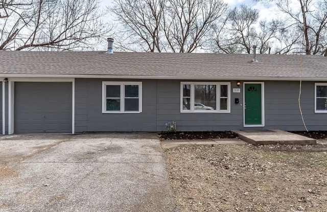 13119 Fuller Avenue - 13119 Fuller Avenue, Grandview, MO 64030