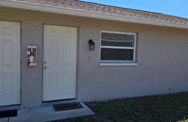 1818 SW Santa Barbara Place unit: 2 photos photos