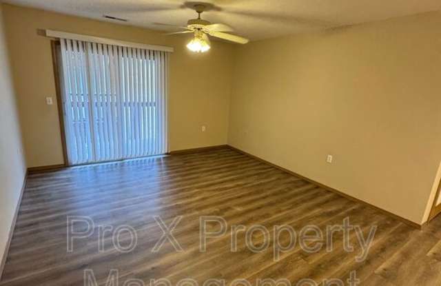 2123 Southfork Dr - 2123 Southfork Drive, Ozark, MO 65721