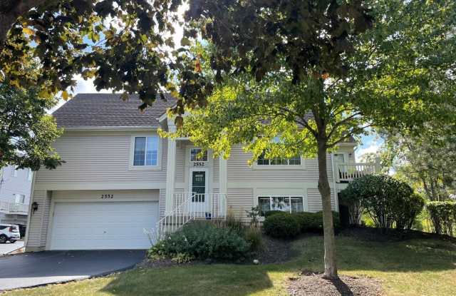 2552 Hatfield Court photos photos