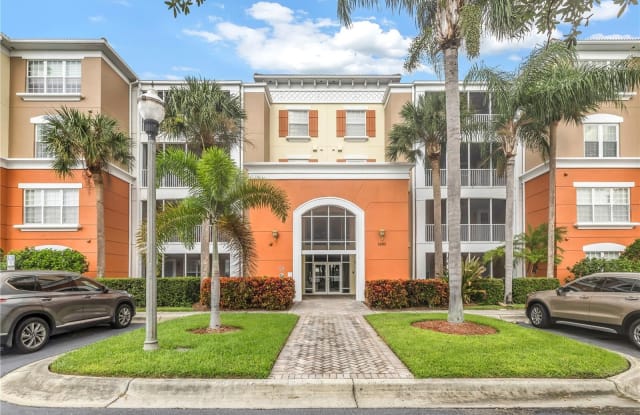 7905 SEMINOLE BOULEVARD - 7905 Seminole Boulevard, Seminole, FL 33772