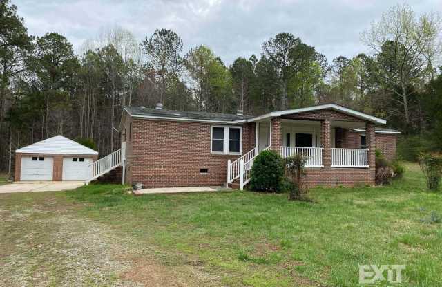 3 Bedroom, 2 Bathroom Home in a Beautiful Country Setting photos photos