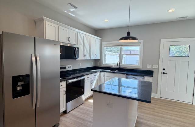118 Beechwood Drive - A Gallery 3