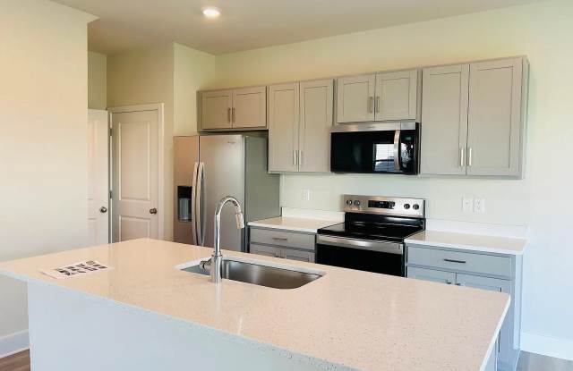 128 WAPPINGER Terrace Gallery 3