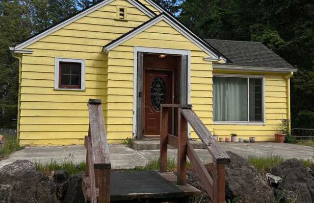 Charming 2BR House in Shelton photos photos