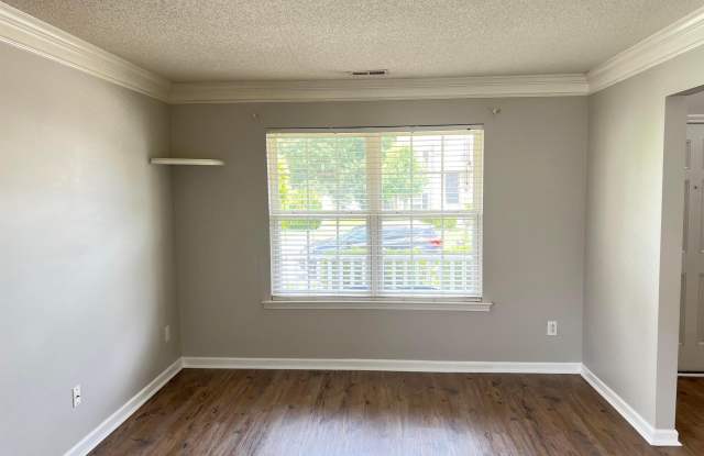 5013 Marathon Lane Gallery 2