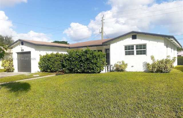 2109 N Park Rd photos photos