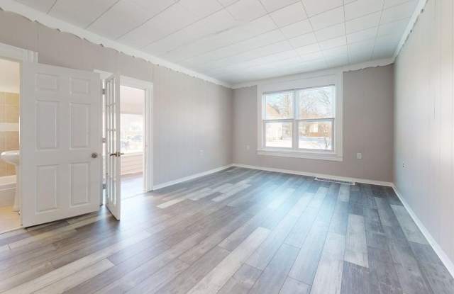 Renovated 2-Bedroom, 2-Bathroom Home – Cleveland, OH photos photos