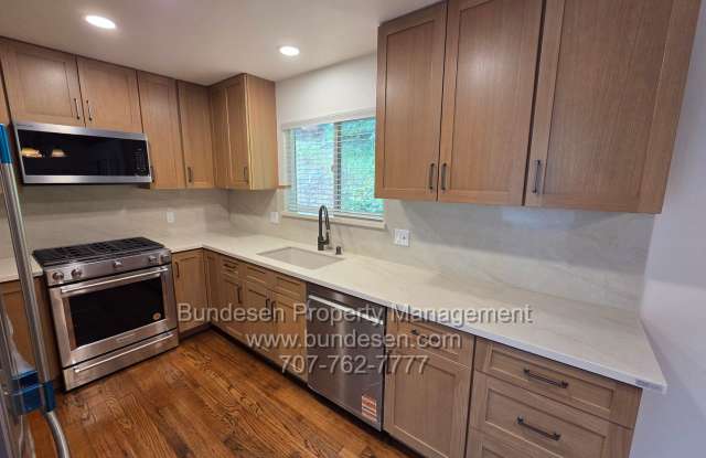 Beautifully remodeled 3+Bedrooms, 3 bath home ~628 Canyon Road, Novato photos photos
