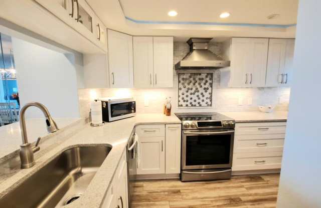 85 S Atlantic Ave photos photos