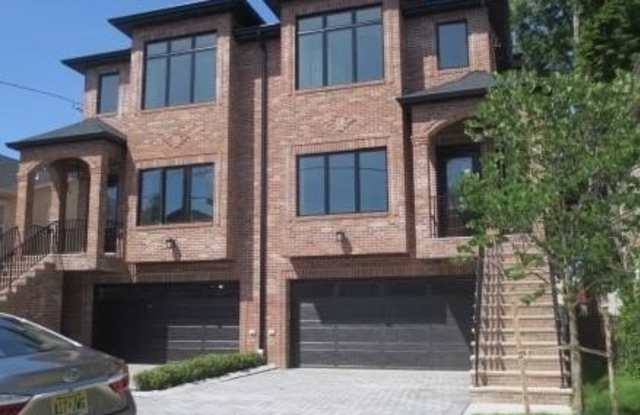 427 Westview Place Gallery 1