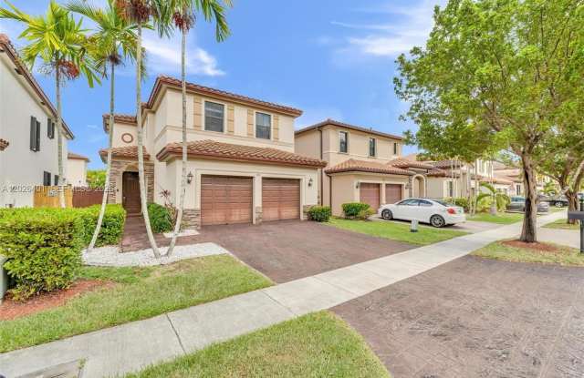 581 SE 34th Ter photos photos