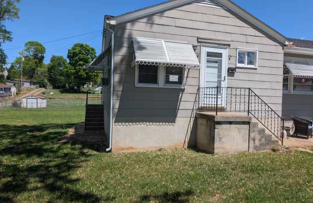 545 E 22nd St photos photos