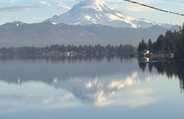 2409 185th Avenue East photos photos