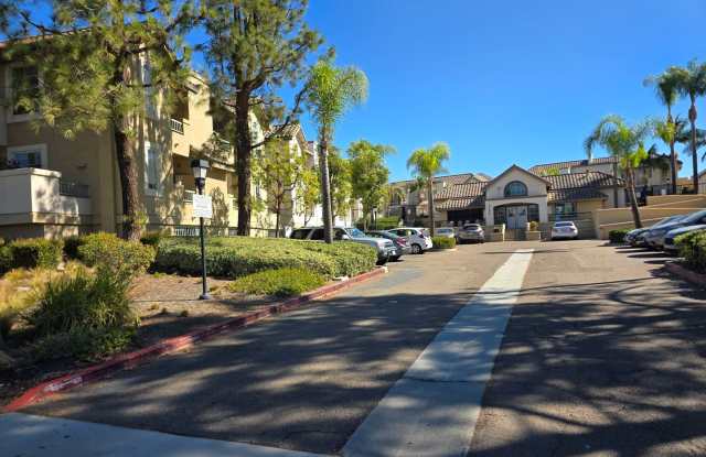 LUXURY MIRA MESA/MIRABELLA Condo Gallery 1