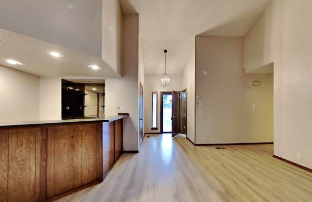2200 Sandy Creek Trl Gallery 3