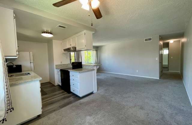 2 bedrooms, 1 bath with carport Home is Close to the 52, 67 and 125 freeways, shopping and restaurants Gallery 4