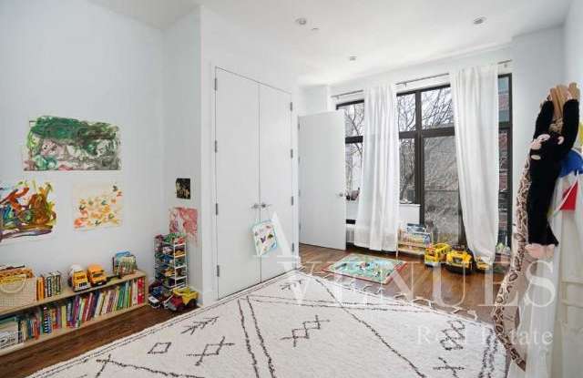 230 East 124th Street Gallery 3