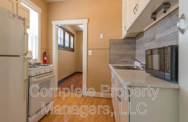 325 East Washington St - 3 photos photos 325 East Washington St - 3 photos photos
