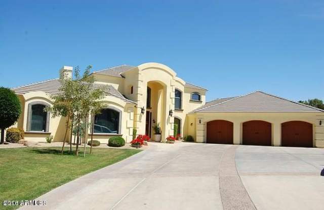 8525 N Canta Bello -- Gallery 2