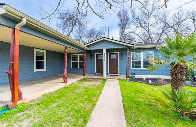 Charming 2-Bedroom, 1-Bathroom Retreat in North Austin!!! photos photos