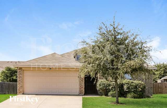 949 Abigale Lane - 949 Abigale Lane, Dallas, TX 75253