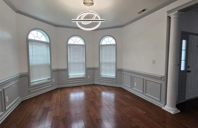 2913 Schonner Ct ~ Summer Grove Gallery 3