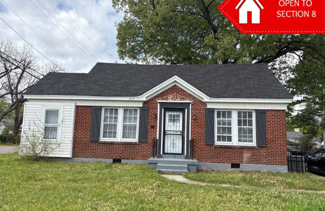 Newly Renovated Home in Hyde Park - Open To Section 8 photos photos