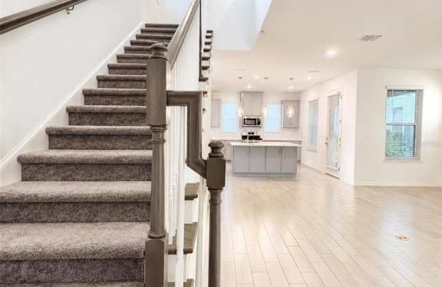 5136 GOLDFINCH Drive Gallery 4