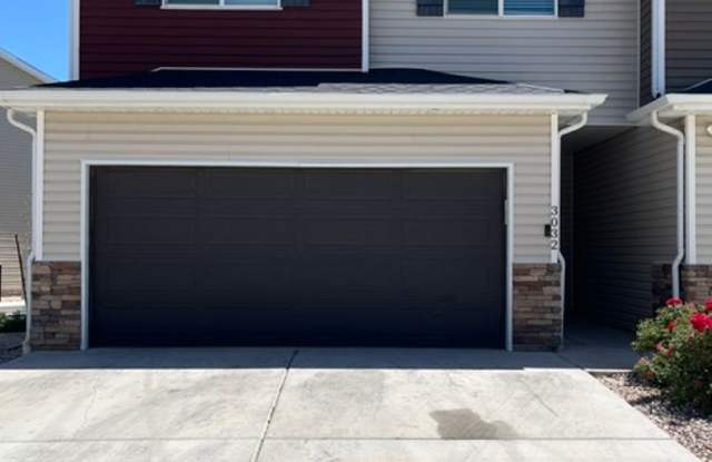 3 Bedroom 2.5 Home on The North End of Cedar City Gallery 1