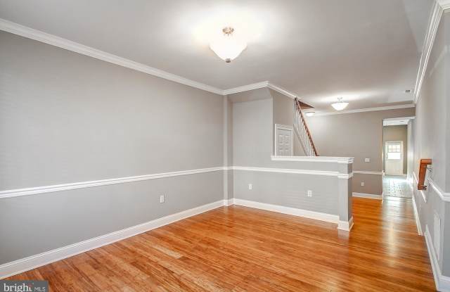 917 EASTERN AVENUE Gallery 2