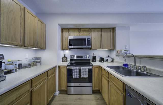 5913 University Village View photos photos