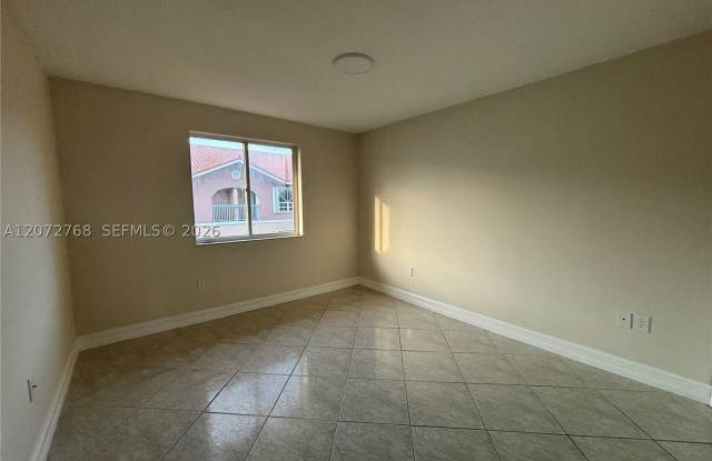 10151 SW 154th Cir Ct Gallery 3