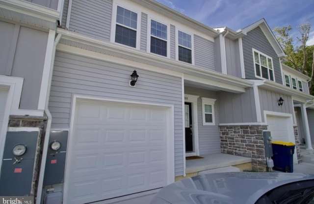 305 STRIPES Court photos photos 305 STRIPES Court photos photos