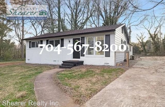 2440 Afton Ln. - 2440 Afton Lane, Charlotte, NC 28208