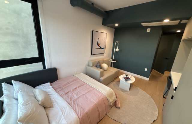 Miles at Highland photos photos