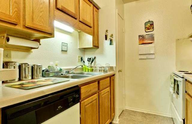 4400 Ambassador Way - 4400 Ambassador Way, Balch Springs, TX 75180