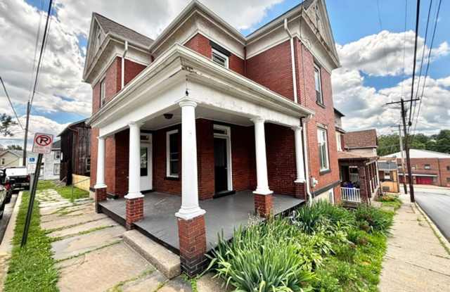 3 bedroom/ 1.5 Bath Home for rent MAnor, PA 15665 photos photos 3 bedroom/ 1.5 Bath Home for rent MAnor, PA 15665 photos photos
