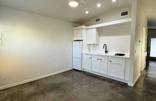 366 E. Weldon - GH Gallery 2