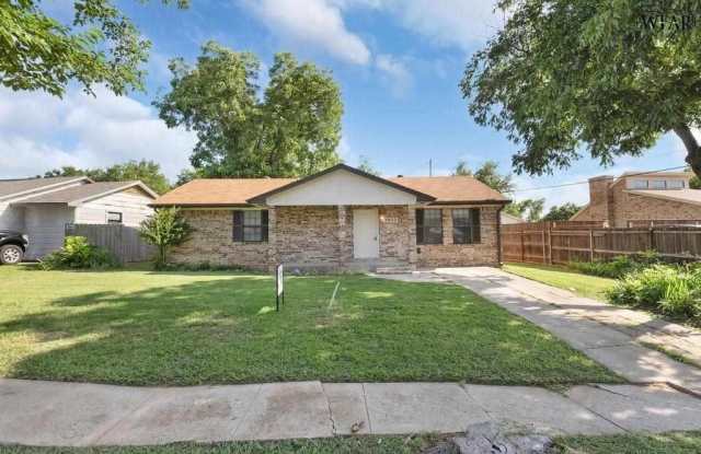 3902 CYNTHIA LANE - 3902 Cynthia Lane, Wichita Falls, TX 76302