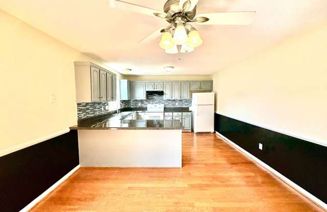 6207 Beaufont Hills Court, Richmond, VA 23225 Gallery 4