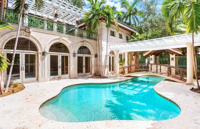 3504 Banyan Cir photos photos