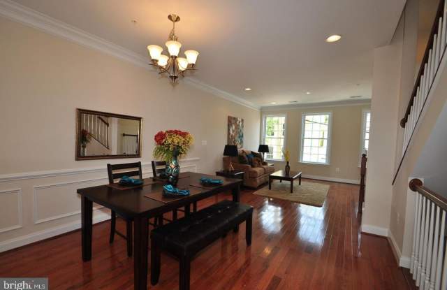 1448 SUMWALT Court Gallery 3